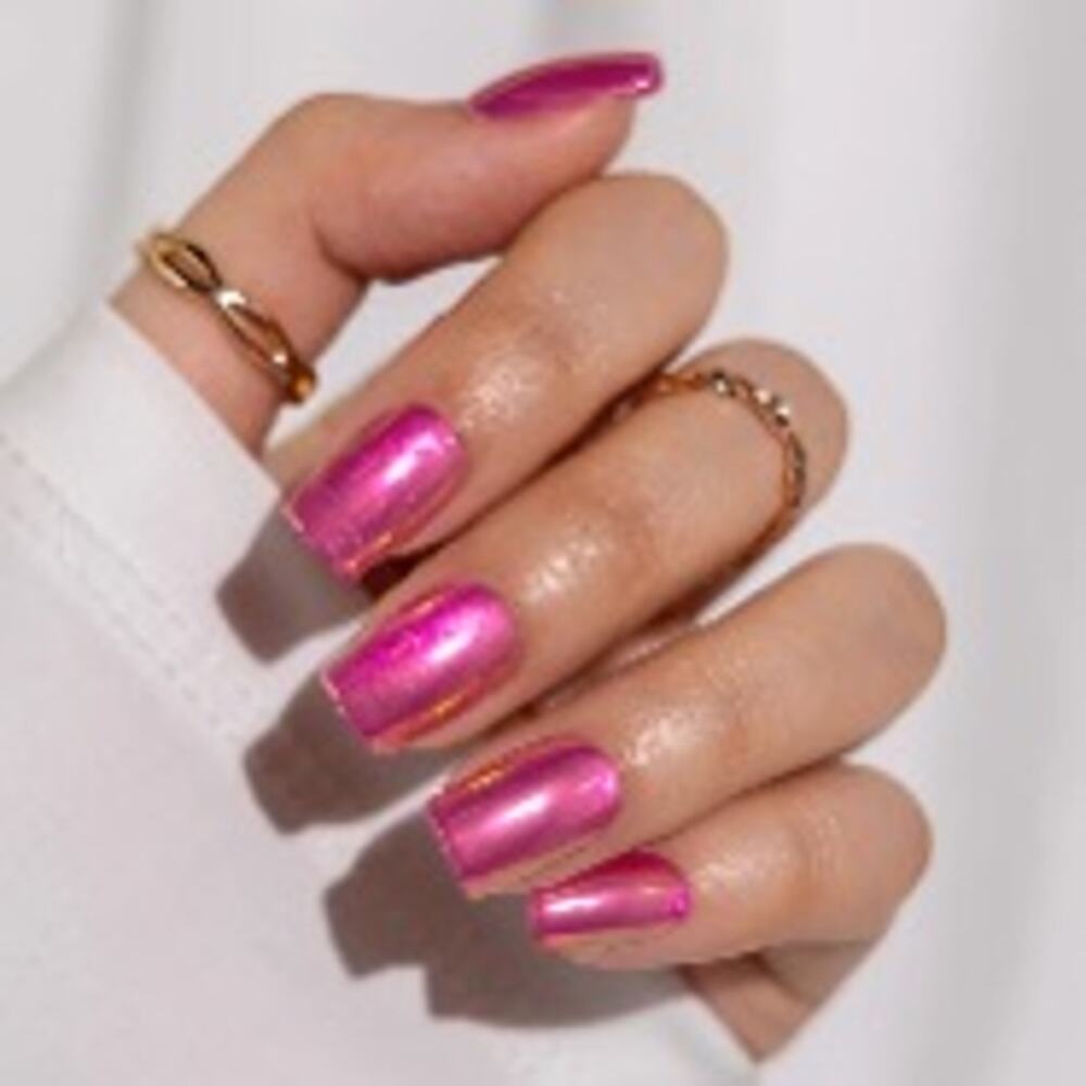 Red aspen nails - The Heartbreaker Hue, Hails